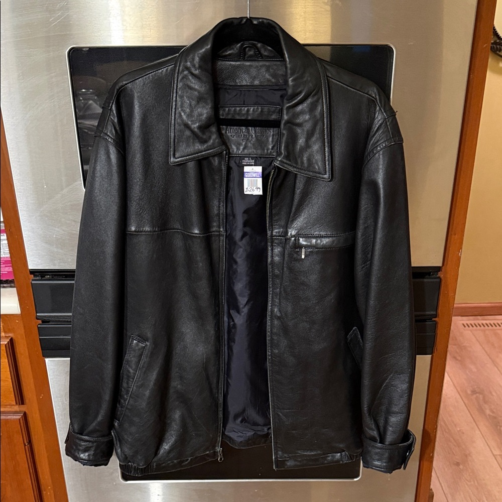 Black Leather Zip-Front Jacket for Women - Timeless Classic